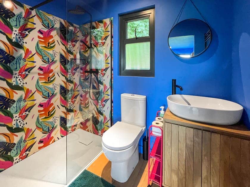Bathroom | Cassiopeia - Galloway Glamping, Castle Douglas