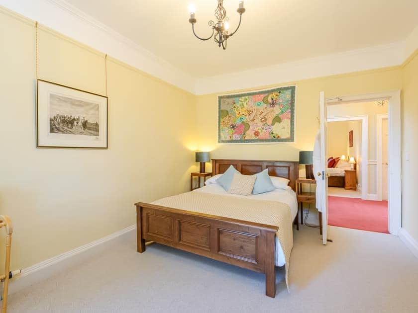 Double bedroom | Wintonhill Farmhouse - Winton Holidays, Pencaitland