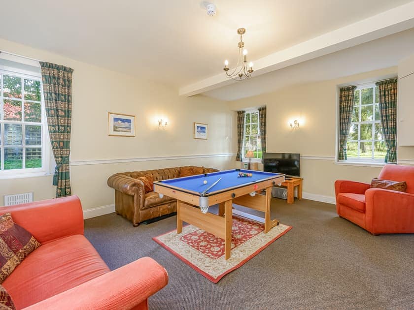 Games room | Wintonhill Farmhouse - Winton Holidays, Pencaitland