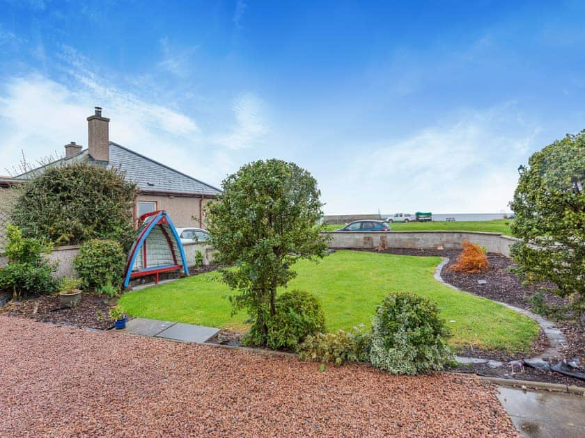 Garden | Sea Breezes, Balintore