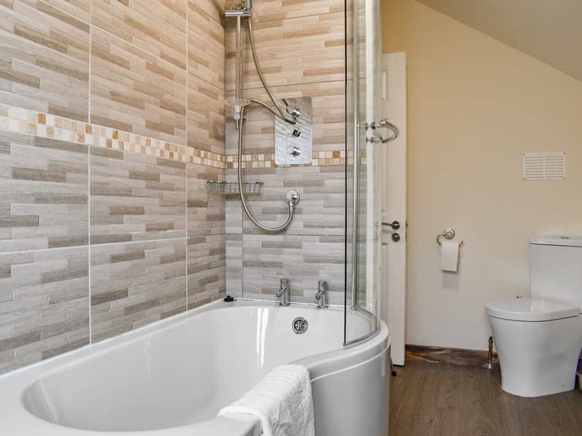 Bathroom | Meadow View - Lower Larkworthy Farm, Holsworthy