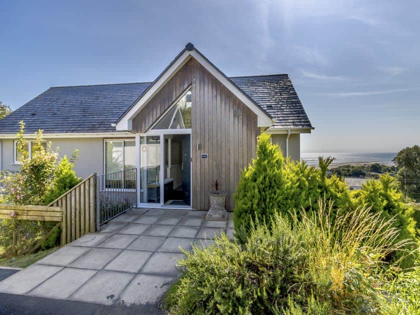 Exterior | Verbier, Aberdyfi