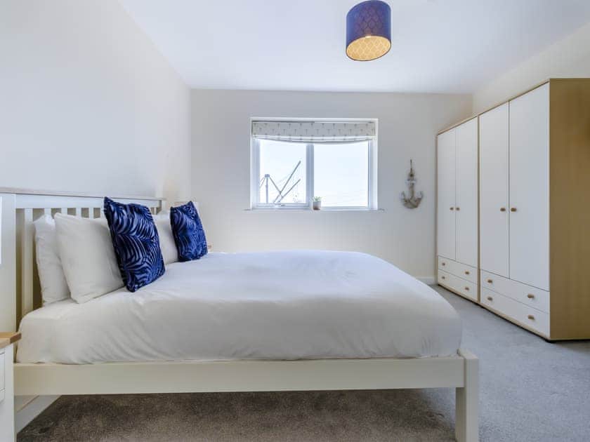 Double bedroom | Verbier, Aberdyfi