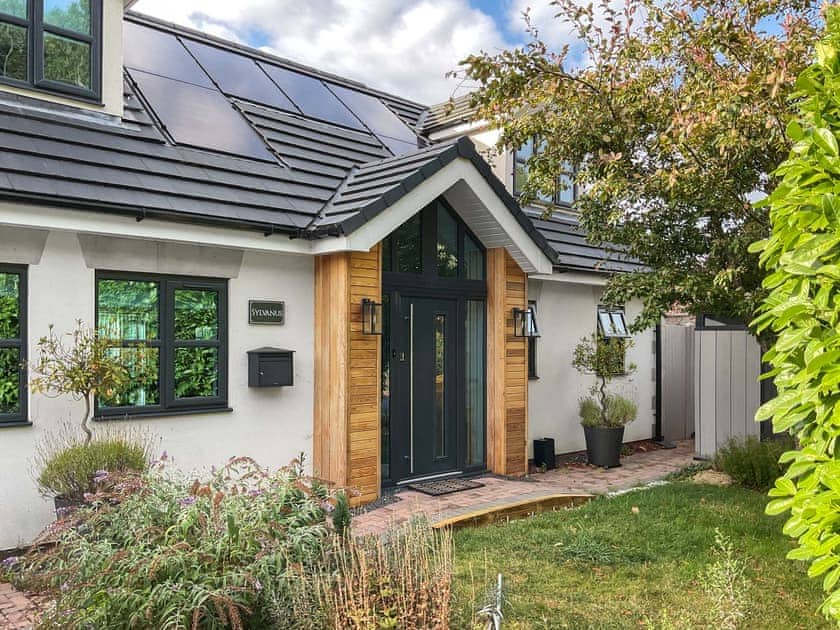 Exterior | Sylvanus, Clevedon, North Somerset, Weston super mare