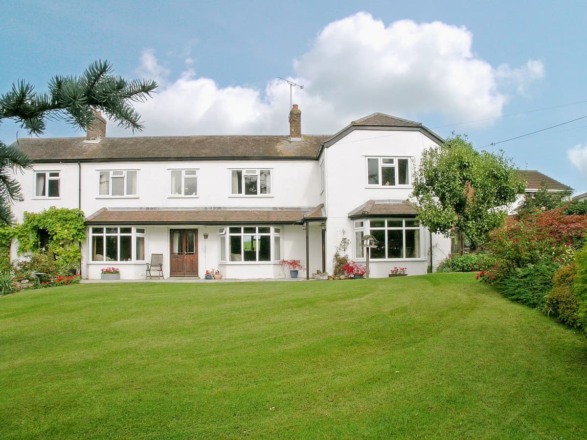 Abbotts Ball Farm Cottage