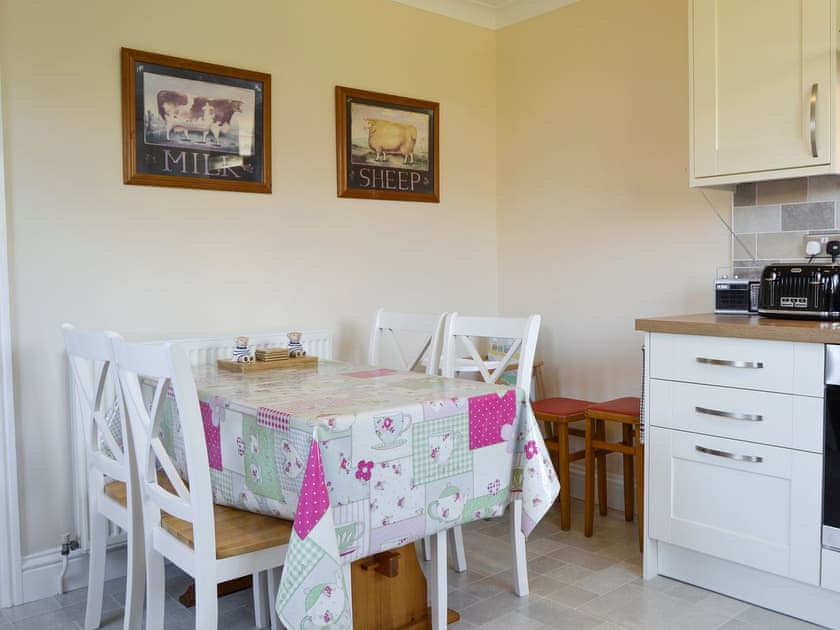 Convenient dining area within kitchen | Rosedene, Bembridge