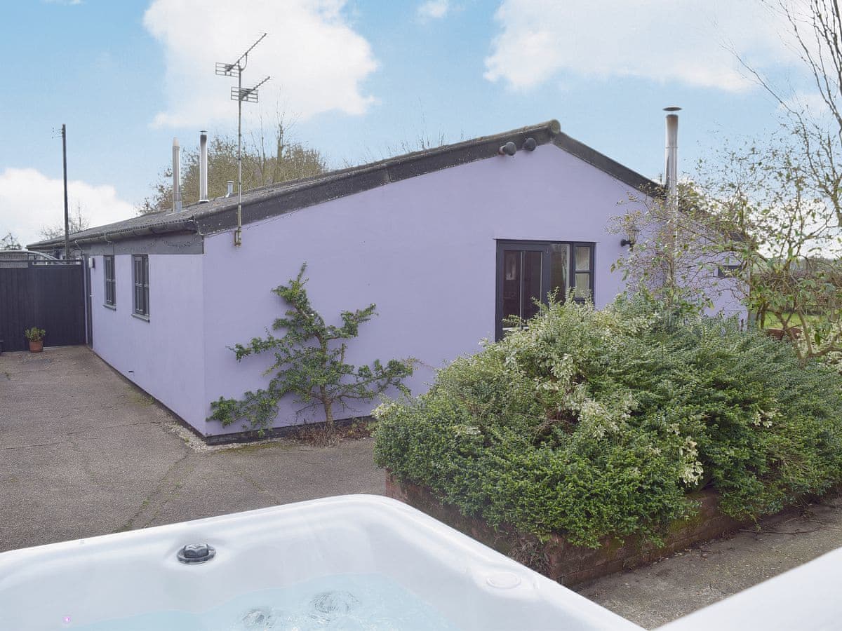 Blueberry Cottage Ref W44357 In Debenham Near Framlingham