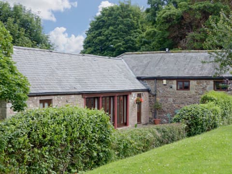 Till Cottage, a dog friendly cottage near Crookham