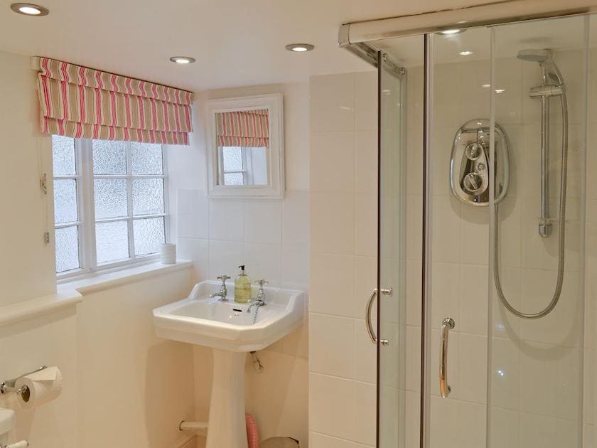 Shower Room | Tranquility, Mevagissey
