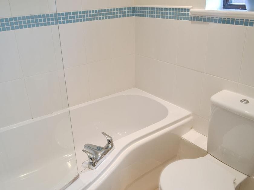Bathroom | The Dreaming Duck, Whitby