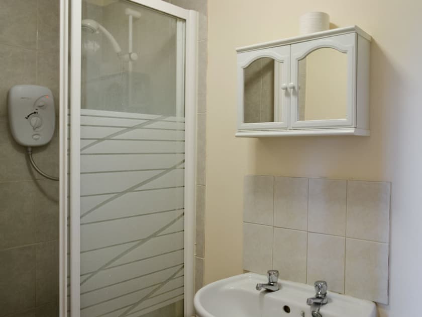 Shower room | Apartment 2 - Glebe Farm Apartments and Lodge, West Barkwith, near Market Rasen