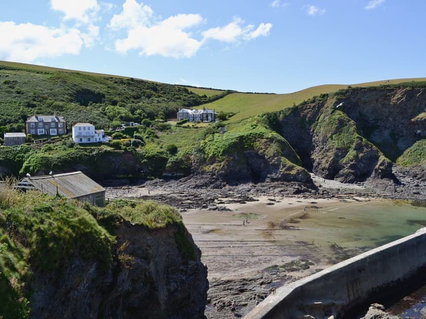 Surrounding area | 10 Silvershell View, Port Isaac