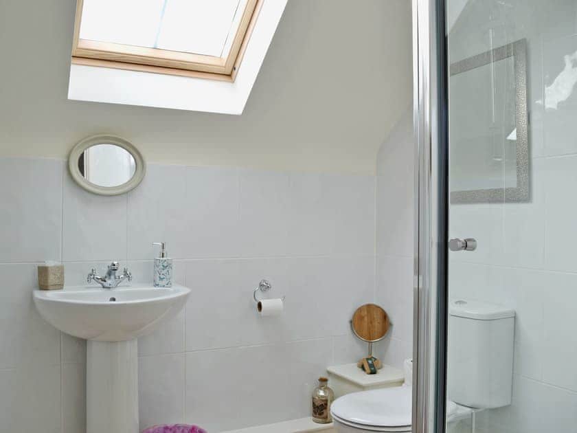 Modern shower room with toilet | The Malthouse - Wrockwardine Cottages, Wrockwardine, near Telford