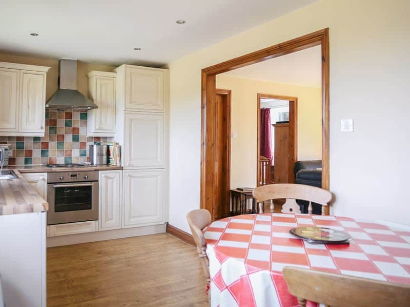 Kitchen/diner | Dairyman’s Cottage - Millmoor Farm, Bickley, near Malpas