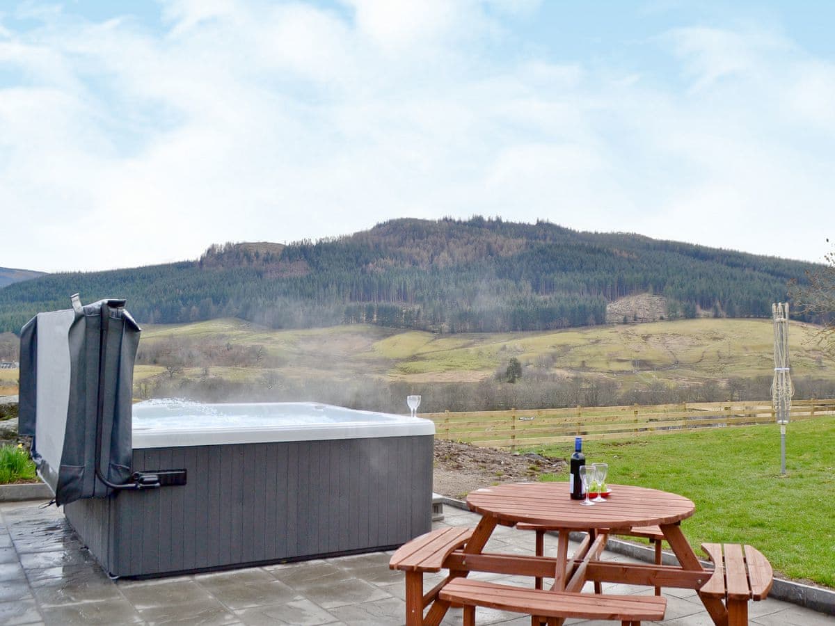 Keltneyburn Holiday Cottages The Steading Ref Ssav In