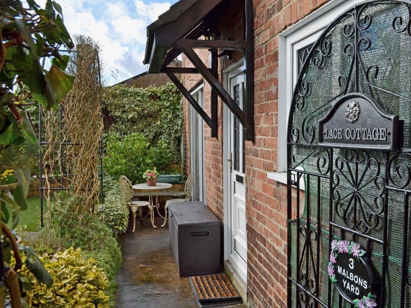 This delightful cottage is a restored lace runner’s cottage dating from the 1830s | Lace Cottage, Ashbourne