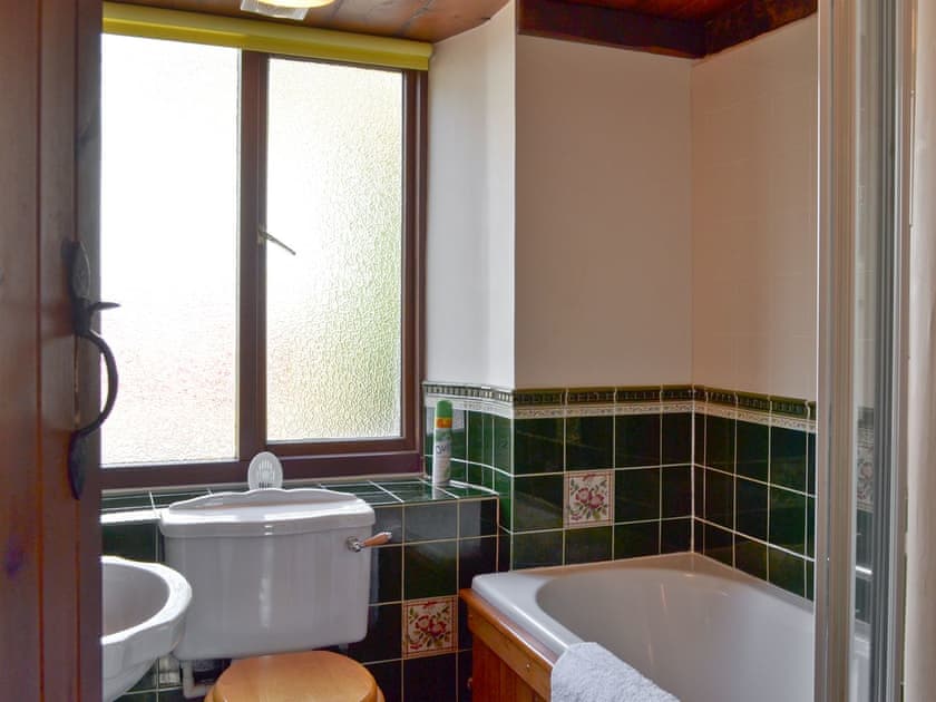 Bathroom | Stable Cottage, Colyford, near Seaton
