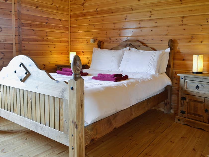 Double bedroom | Sun Rise Lodge No. 10, Llanbedr