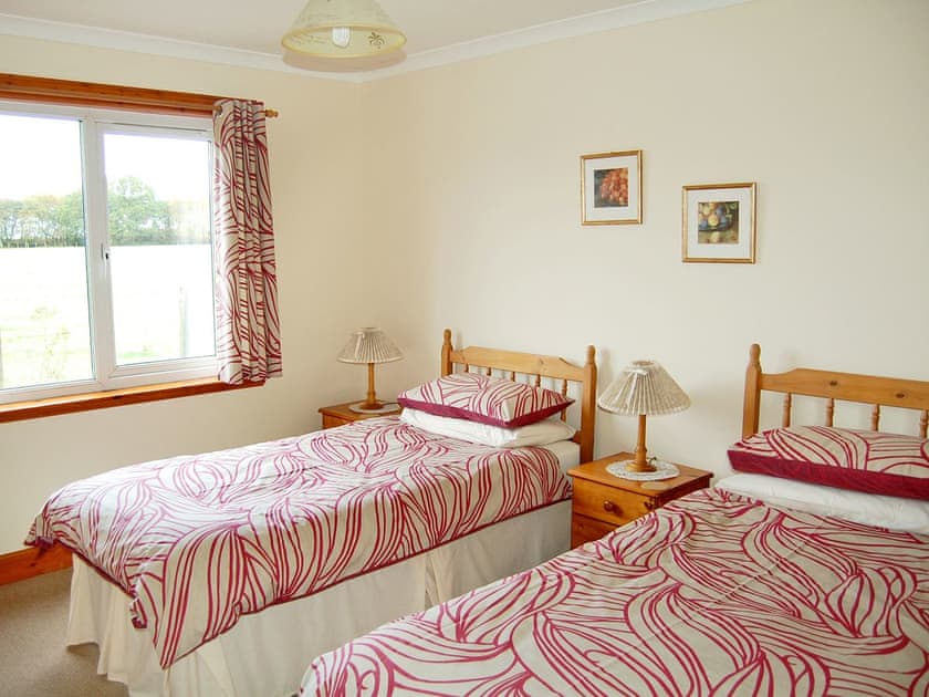 Twin bedroom | Tigh Grianach, North Connel, near Oban