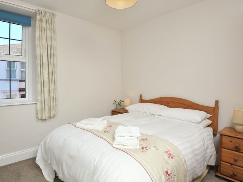 Comfortable double bedroom | Trinity Apartment 9 - Trinity Mews, Torquay