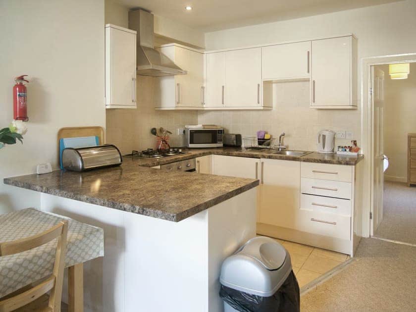 Light and airy kitchen with dining area | Trinity Apartment 15 - Trinity Mews, Torquay