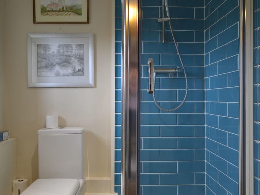 Shower room | The Pightle - Church Farm Cottages, South Acre