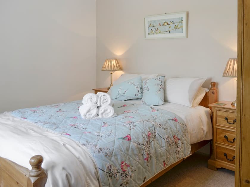 Comfortable double bedroom | Garden Cottage, Ugborough, near Ivybridge