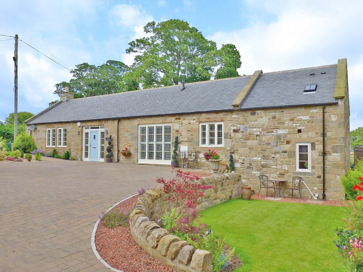 The Blacksmiths Ref Uk3018 In Rock Near Alnwick Northumberland