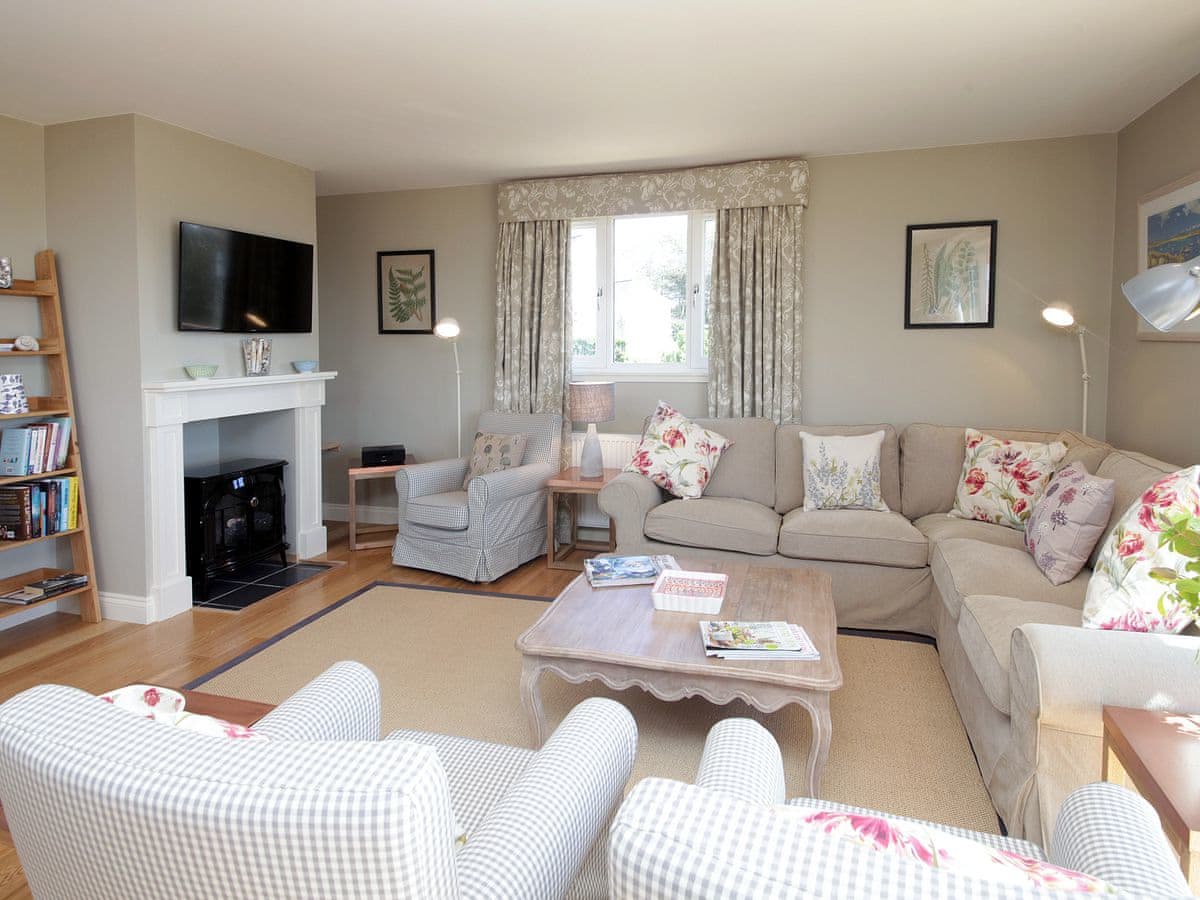 Cedar Lodge - Holiday Lodge in Southern Scotland - Image 3