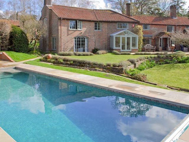 Salters Cottage Ref Dddf In Boldre Near Lymington Hampshire