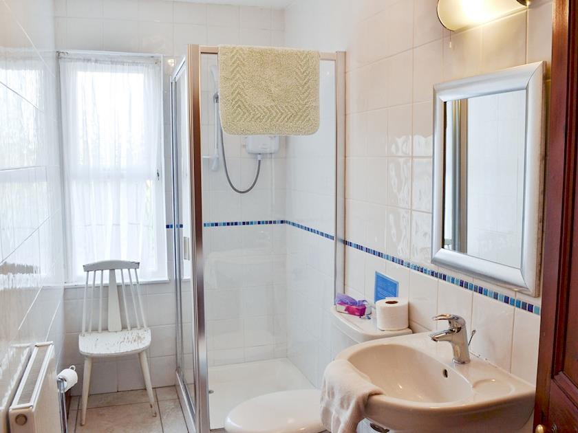 Shower room | Somersal Farmhouse, Somersal Herbert, Ashbourne