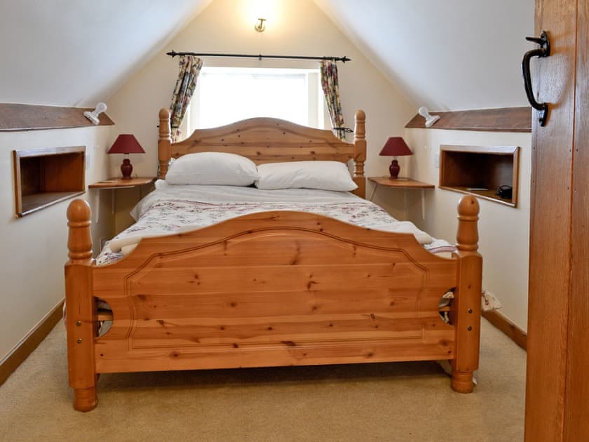 Double bedroom | Gingerbread Cottage, Fairford
