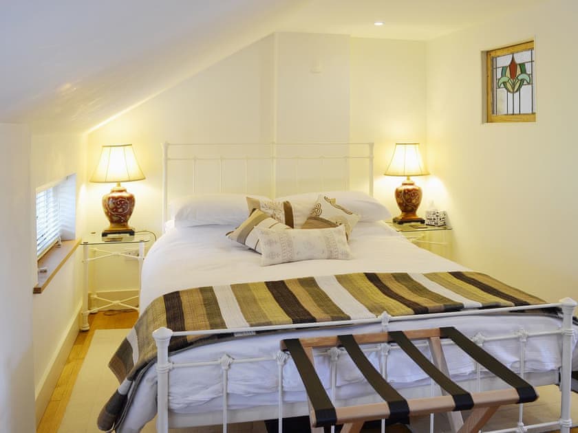 Calm and relaxing the comfortable double bedroom | The Gardener’s Cottage - Canterbury Cottages, Shatterling, near Canterbury
