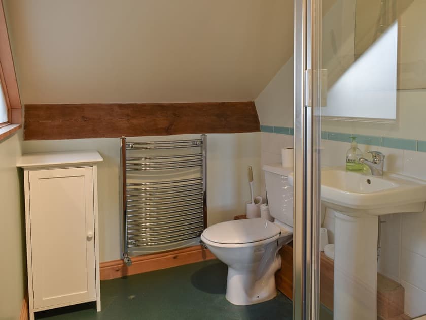 Shower room with toilet | Green End Cottage, Stainforth near Settle