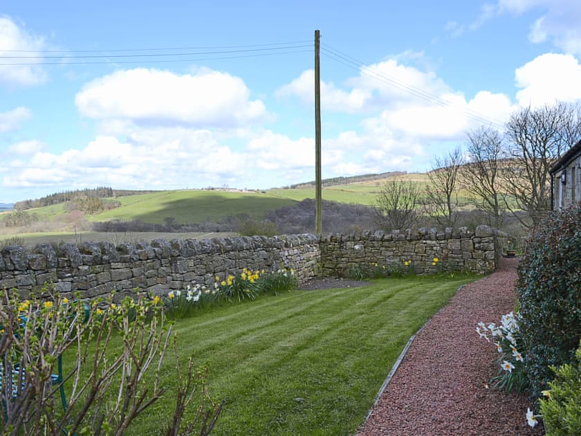 A private walled garden is ideal for sitting out in the fresh air | Garden Cottage, Edlingham, near Alnwick