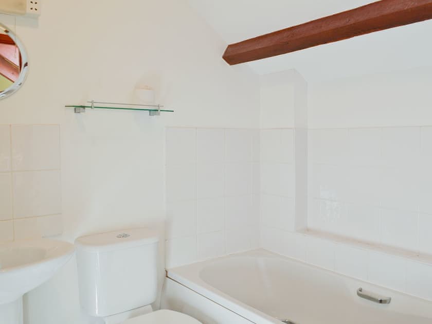 Bathroom | Acorn Cottage - Twelve Oaks Holiday Cottages, Teigngrace, near Newton Abbot