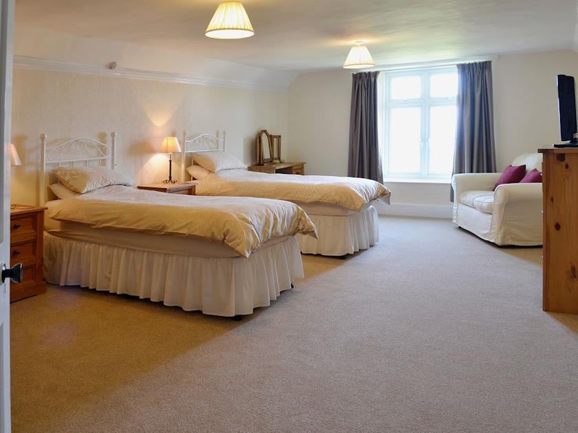 Twin bedroom | Court Place, Porlock