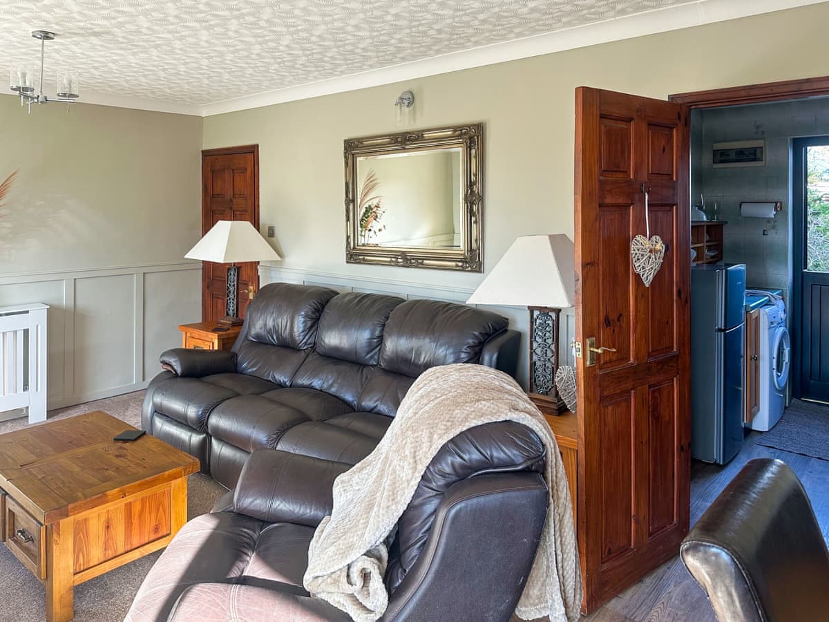 Leanda Lodge - Holiday Lodge in East Anglia - Image 3