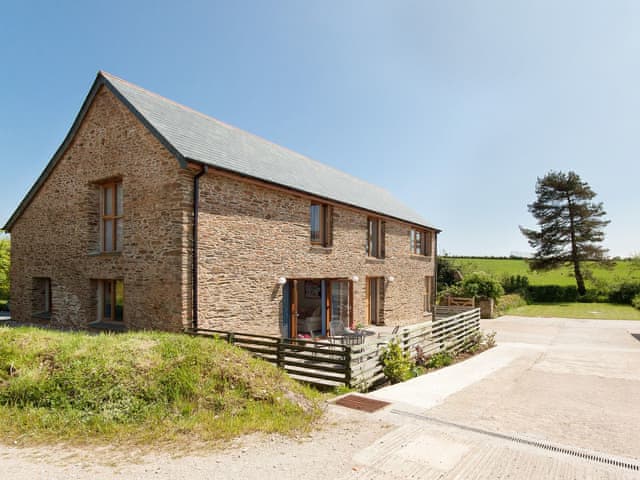 Blackdown Farm Manor Barn Ref Dhmanorb In Blackawton Nr