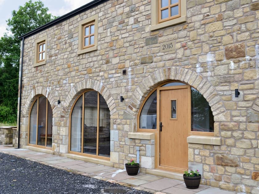 Appealing façade | 5 The Granary, Pendleton, near Clitheroe