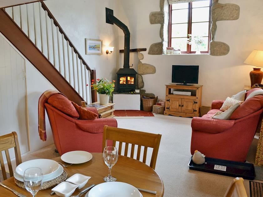 Beautifully modernised open plan living/dining room/kitchen | Chywood Barn, Breage, near Helston