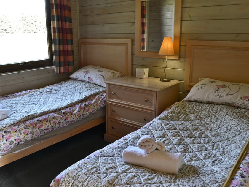 Twin bedroom | Lodge 46, Woolsery, near Bideford
