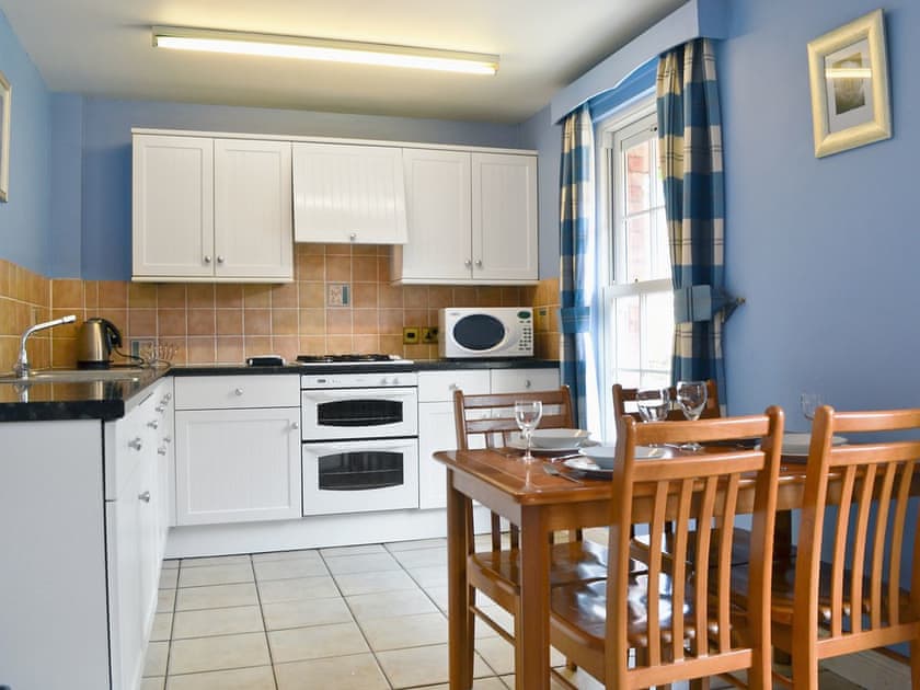 Kitchen/diner | Jasmine - Netley Hall, Dorrington, near Shrewsbury
