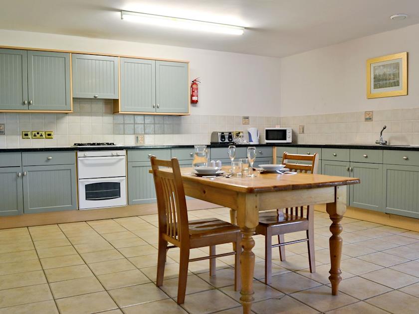 Kitchen/diner | Peach Tree - Netley Hall, Dorrington, near Shrewsbury