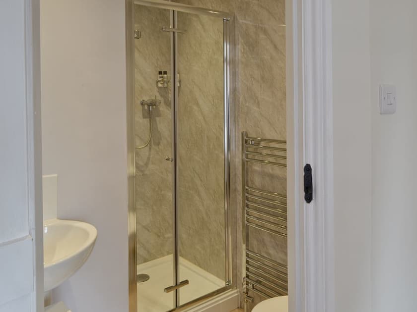 Convenient shower room | Cherry Tree Cottage, Bellerby, Wensleydale