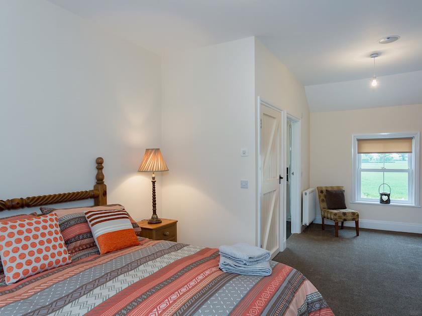 Lovely double bedroom | Yokefleet Cottage, Sandholme, near Beverley