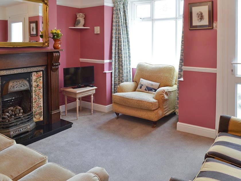 Bay-fronted lounge | Sea Folly, Brightlingsea