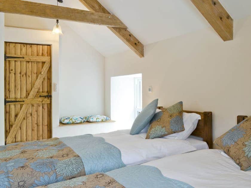 Airy twin bedroom | Dolgoy Cottages - Ponycob Cottage - Dolgoy Cottages, Llangrannog