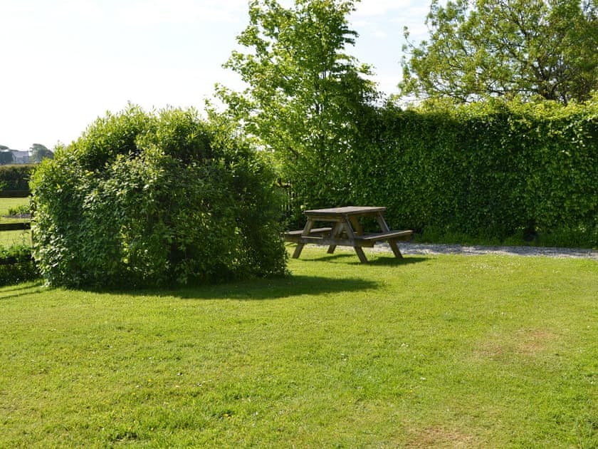 Garden | Owl - Talehay Cottages, Pelynt, near Looe