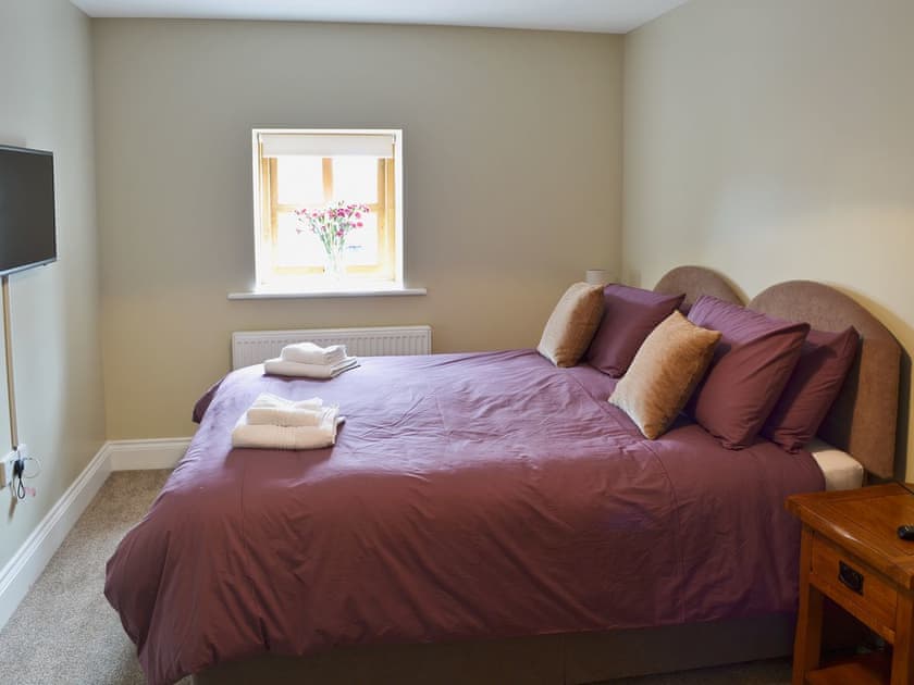 Relaxing double bedroom | 5 The Granary, Pendleton, near Clitheroe